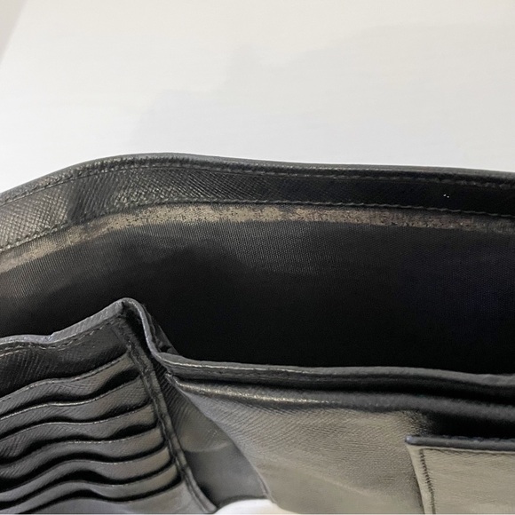 Prada black saffiano leather triangle logo trifold medium snap wallet - Picture 8 of 11